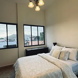 Colonial & Spacious Apto-best Location In Oldtown *