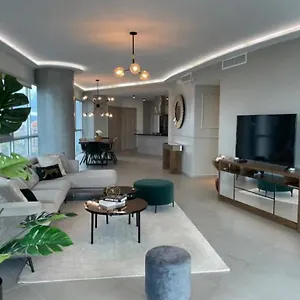 Yacht Club Panama. * Panamaváros