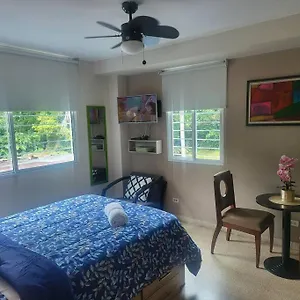 R.504 Hermoso Estudio, Con Cocina Y Bano Privado.