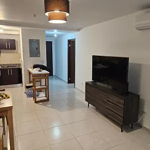 Bay View Cinta Costera דירה *