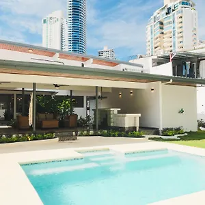 Newly Remodeled 5br House With Pool And King Beds In Punta Paitilla Panama City