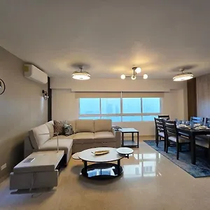 Beautiful And Spacious In Cinta Costera N#10 Lägenhet