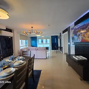 Elegant Spacious On The Cinta Costera N#9 *