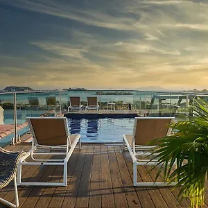Διαμέρισμα Location & Rooftop Pool Apto With Elevator