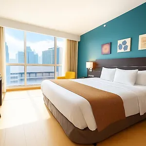 Tryp By Wyndham Centro 4*