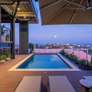 Aparthotel Casco View Life