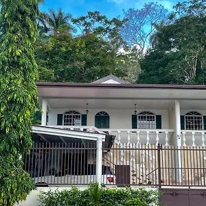 3Br Home In Ancon Hill - Urban Oasis
