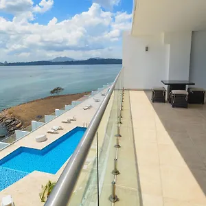 Apartment Naos Harbour Island *