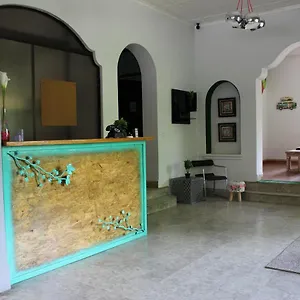 Hostel Fonsi *