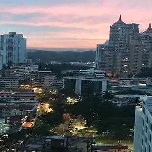 Beautiful Apartment, Privileged Location El Cangrejo Panama