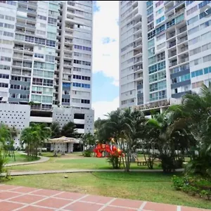 Cozy Near Metro Station Ave 12 Oct Daire *
