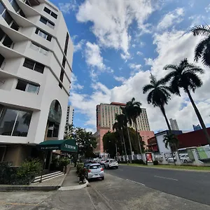 Apartamento Cerca Del Metro Y Hoteles El Cangrejo Panama City
